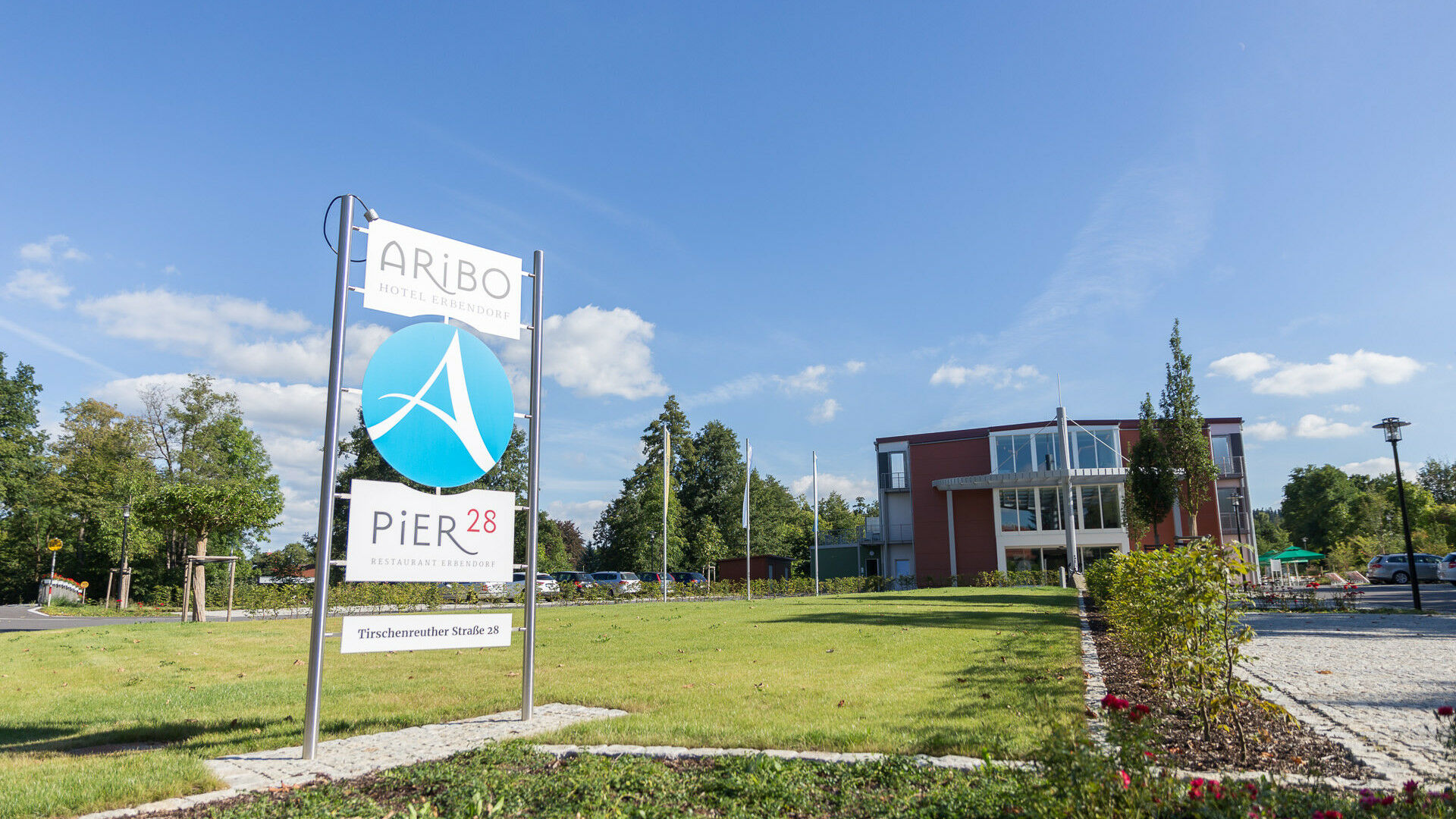 Aribo Hotel Erbendorf Exterior foto
